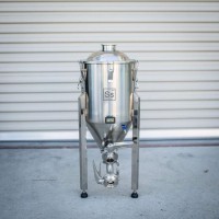 Ss Brewtech™ Brewmaster Ss Brewtech™ Brewmaster Chronical Fermenter 27 l (7 gal) °C